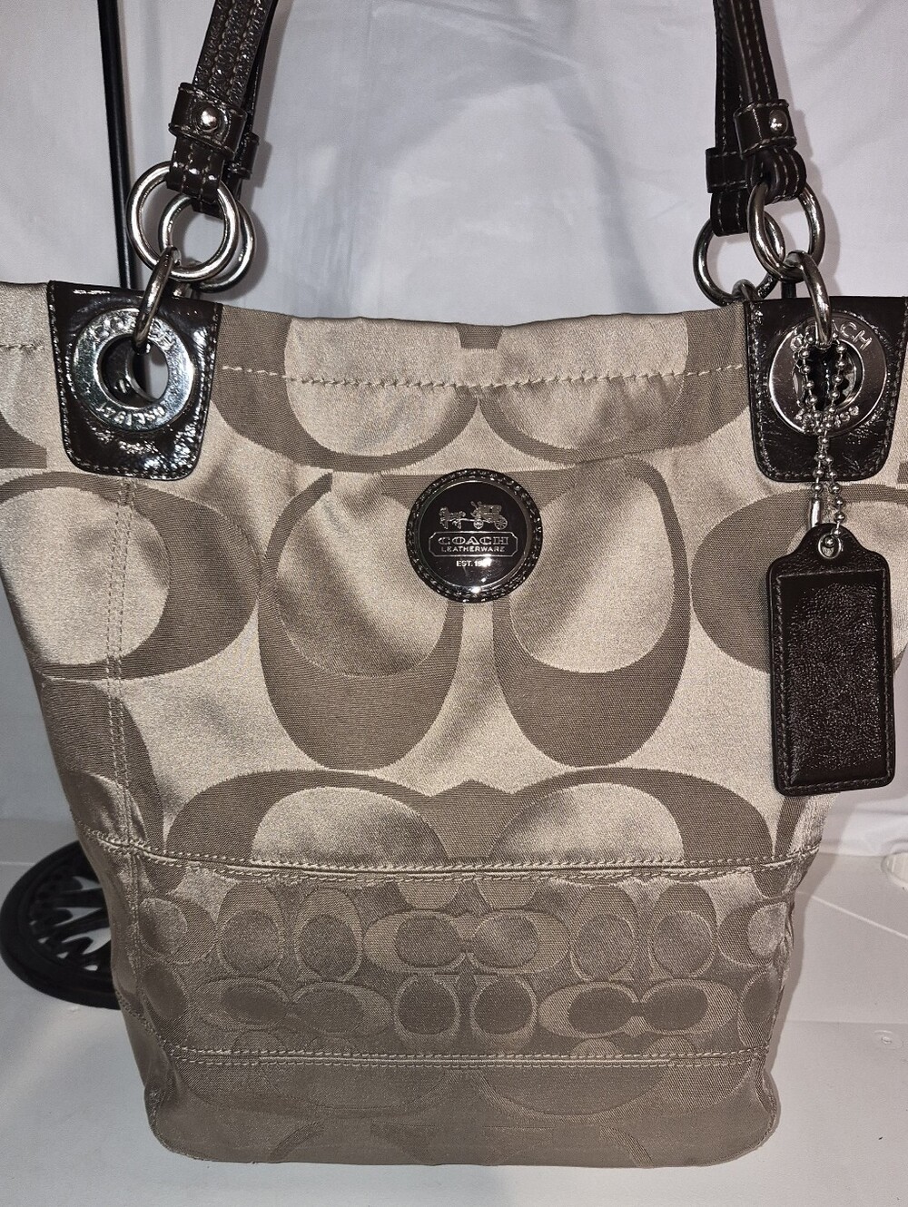 Coach Alex Signature Sateen Tote / Shoulder bag - Picture 2 of 13